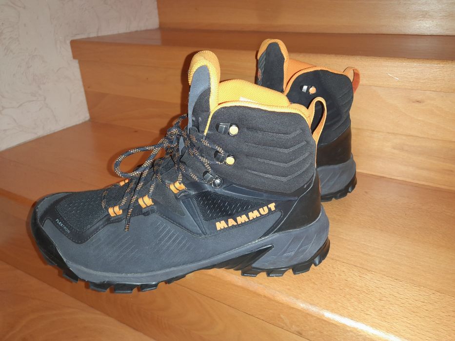 Кросівки ботінки трекінгові туристичні Mammut sapuen high gtx