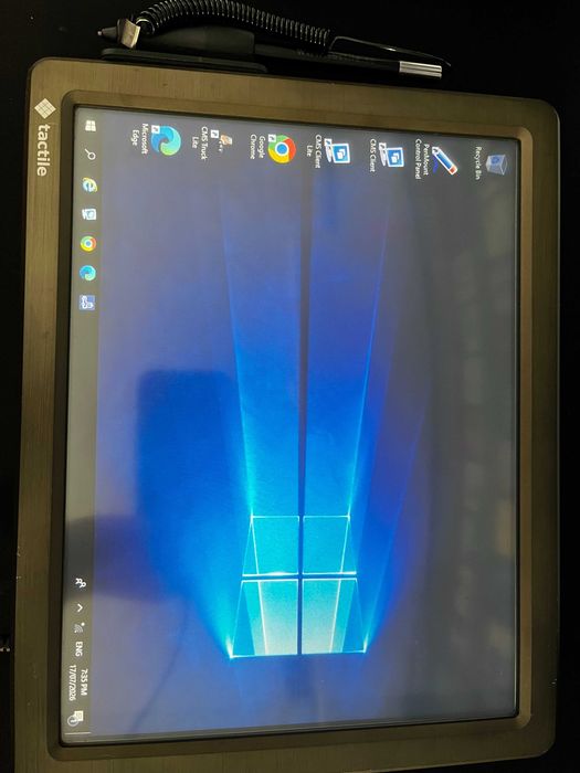 Komputer przemysłowy Tactile VMR-12B Fanless + ekran dotykowy 12" | 12/24V | SSD