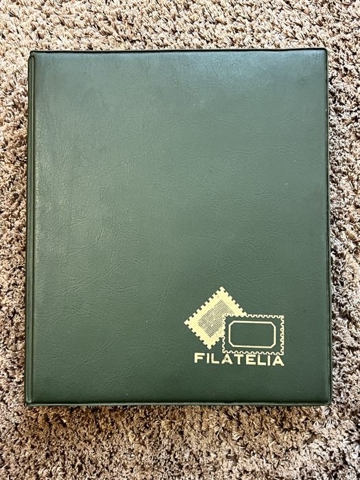 Selos + Álbum  Filatélico.