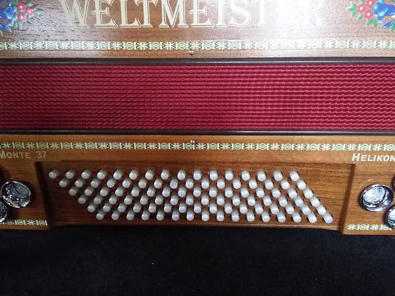 Acordeão Weltmeister Monte 37 à 4ª Voz  - Acordeon