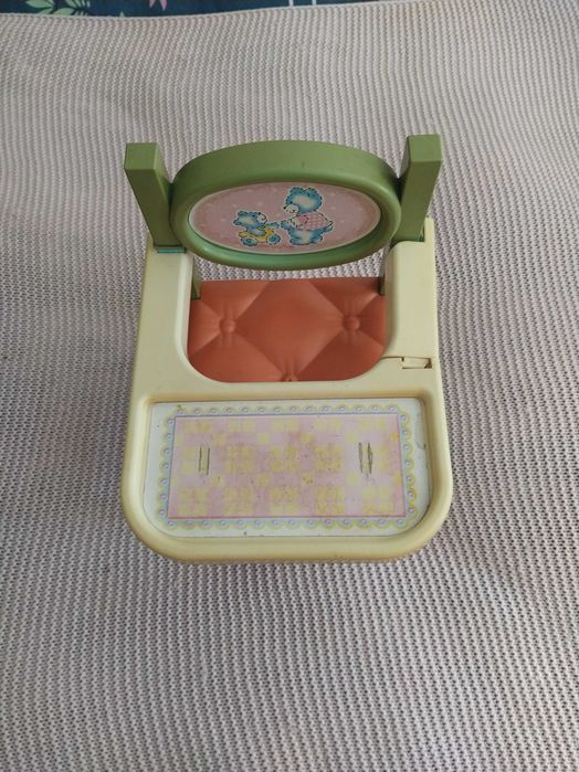 Cadeirinha para Bonecos437279198555023365