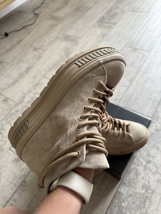 Ботінки черевики Estro