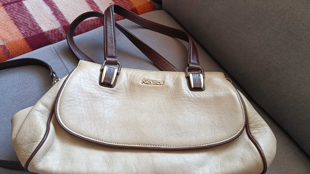 Torebka Kazar jasnobeżowo-brązowa