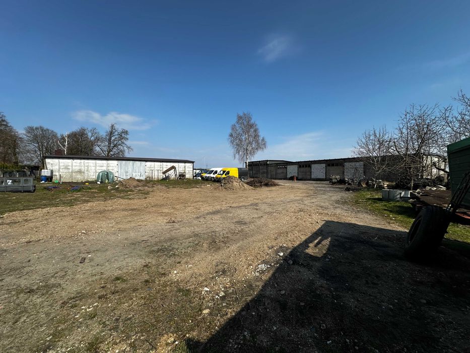 Wynajmę hale , magazyny oraz plac.