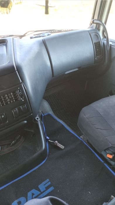 Продам автомобіль даф 95