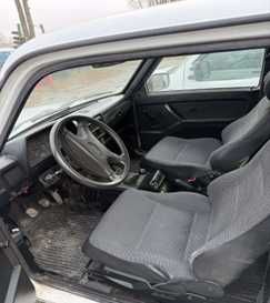Автомобіль Lada NIVA
