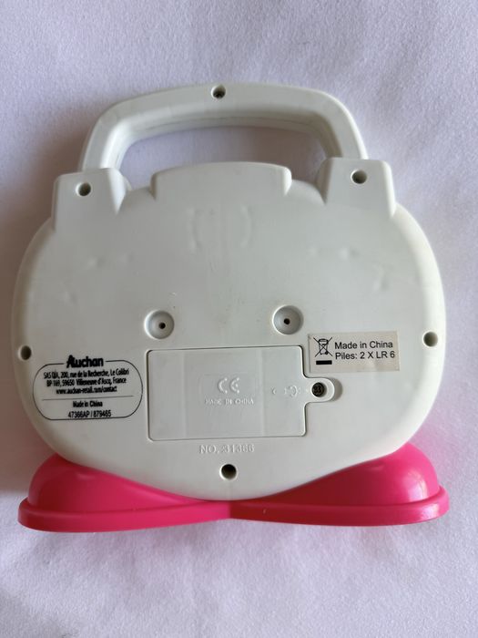 Brinquedo musical infantil com luzes