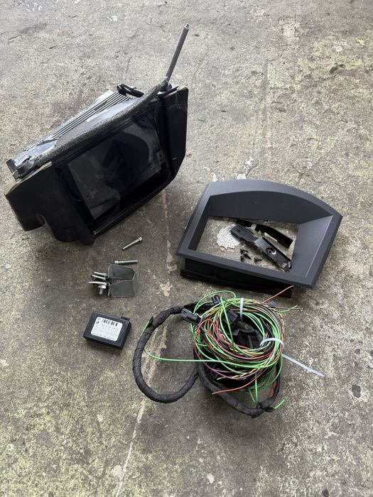 Zestaw doposazenia hud headup bmw e60 e61