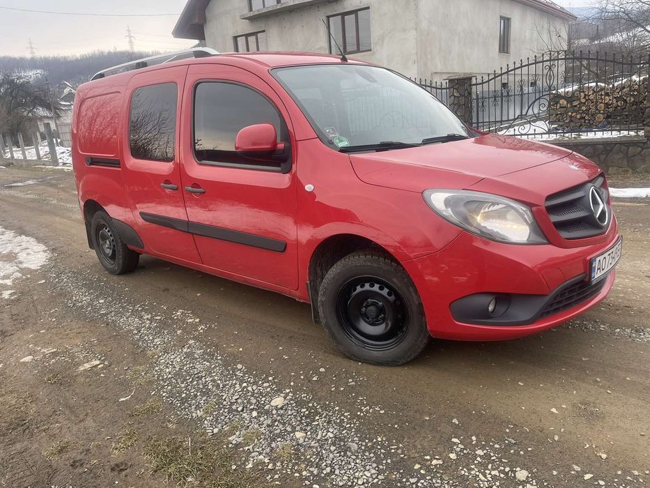 Мерседес Сітан  1.5 2015рік