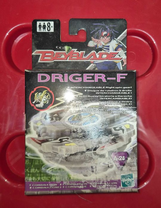 Beyblades + shooter + złoty dysk