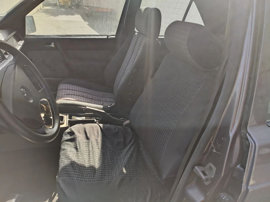 Para peças MERCEDES-BENZ 190 (W201)