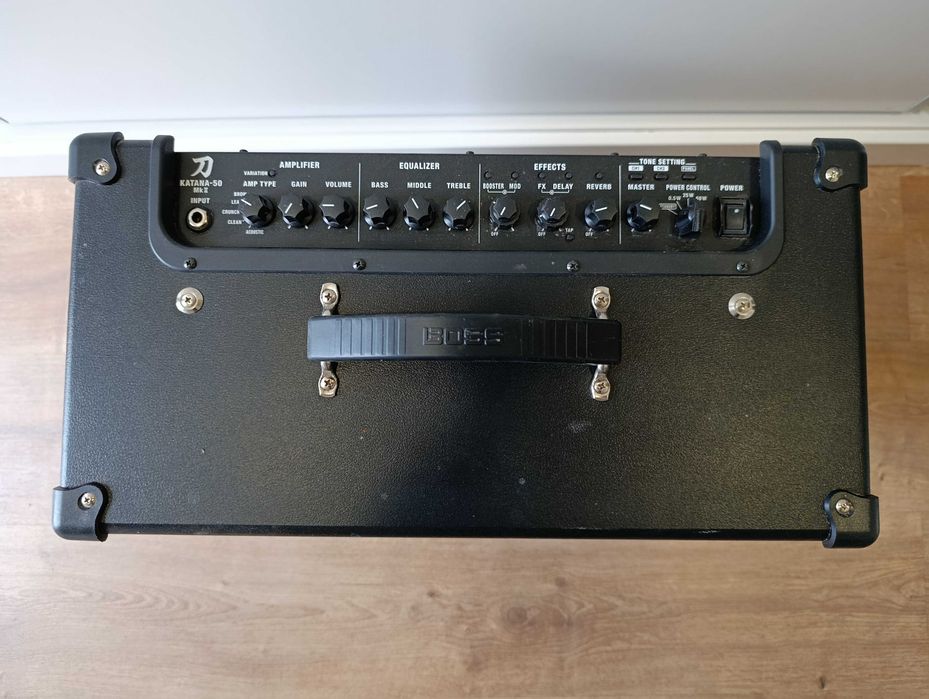 Boss Katana 50w amplificador