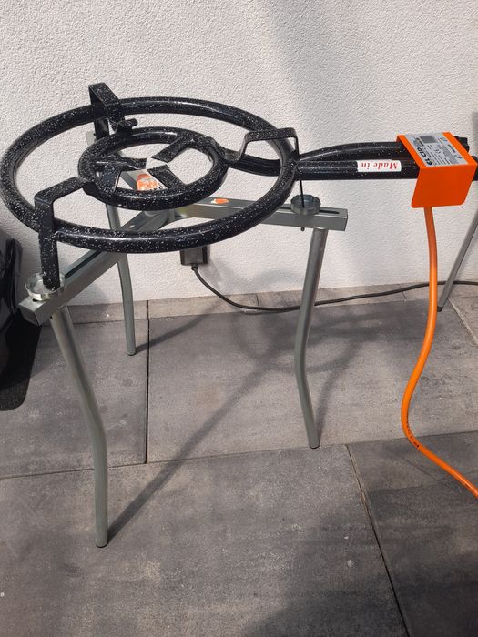 Sprzedam przenośny składany grill gazowy