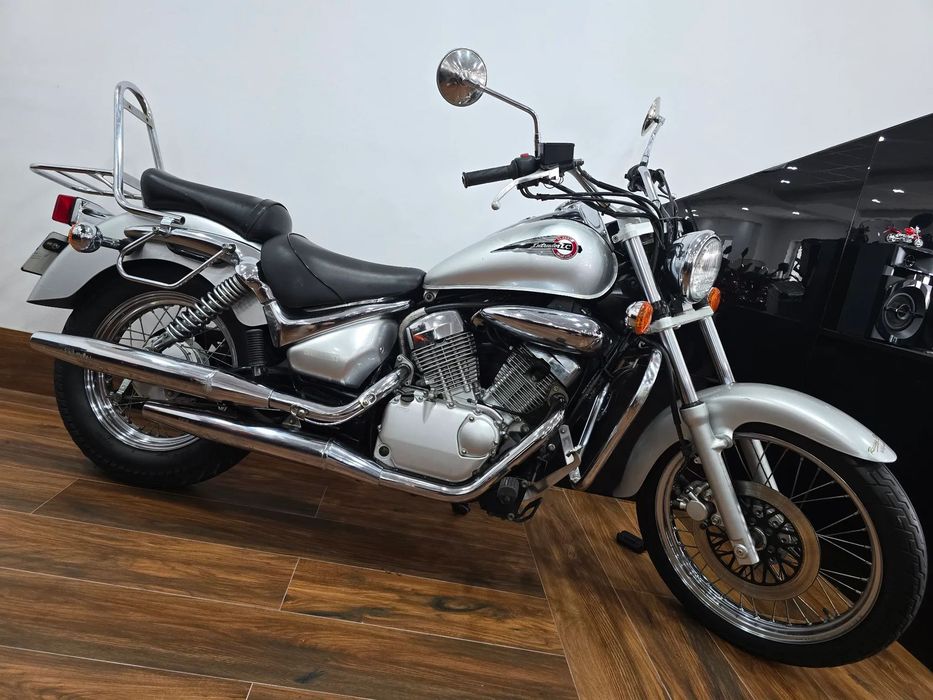 Suzuki Intruder SUZUKI INTRUDER 125 INTRUDER125 shadow 125 marudę 125 vz125 dragstar