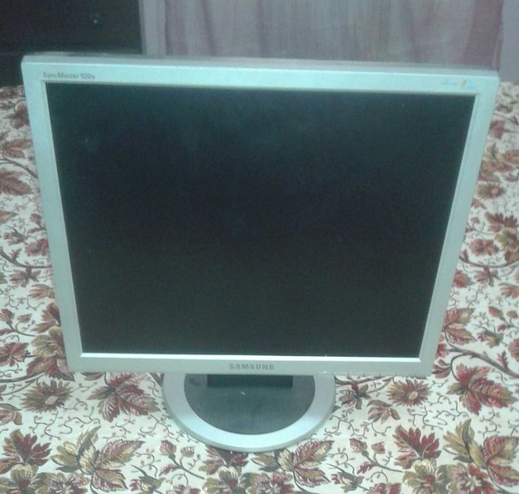 Monitores - Sony - Samsung - Electric