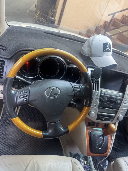 Продам Lexus RX 400H