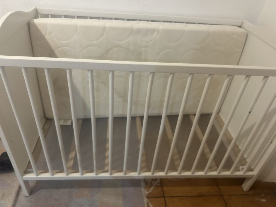 Berço com colchao