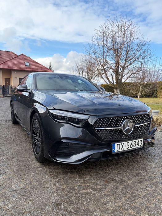 Mercedes-Benz Klasa E Cesja leasingu – Mercedes-Benz E 220 AMG Lein 4MATIC