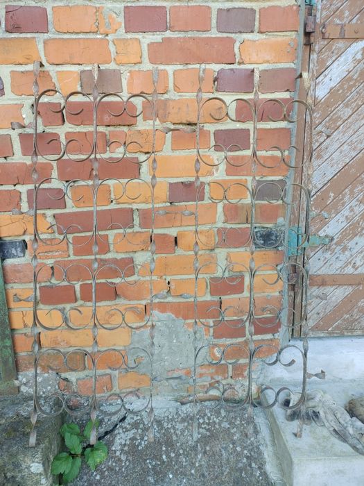 Металевi решітки для дверей вікон решетки дверные оконные