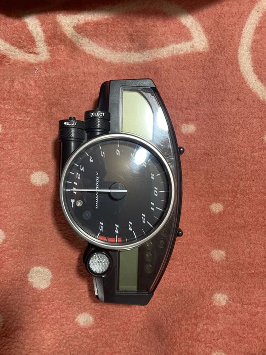 Приборная панель Ямаха UZF R1