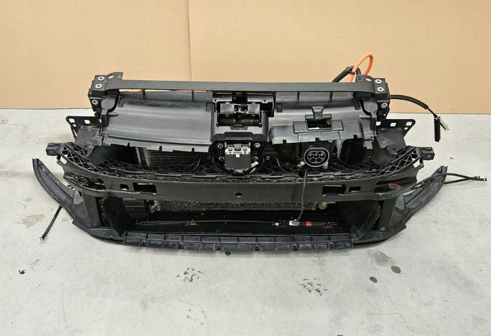 Панель радиаторов телевизор VW Passat B8 Разборка пасат б8