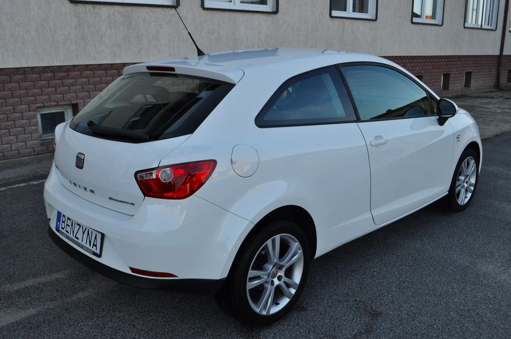 Seat Ibiza HATCHBACK 95000km benzynka ALU16 klima SERWIS