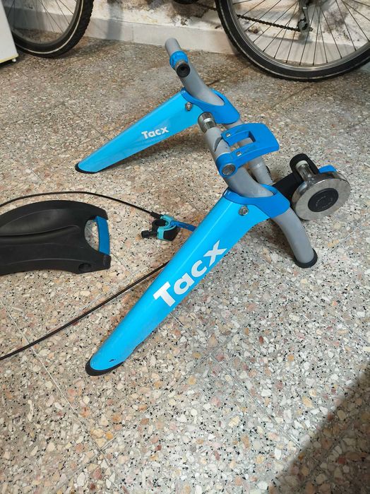 Rolo de treino Tacx Satori