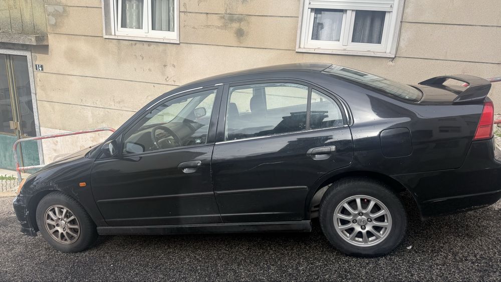 Honda Civic – Confiável, confortável e económico