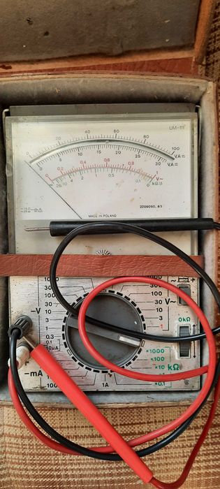 Multimetr UM 111