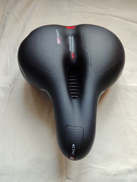 Сидіння велосипедне.