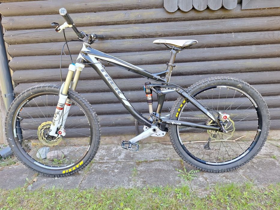 Trek Remedy 8 FULL FOX