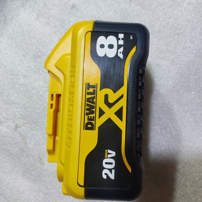 Акумулятори Bosch, Milwaukee, DeWalt