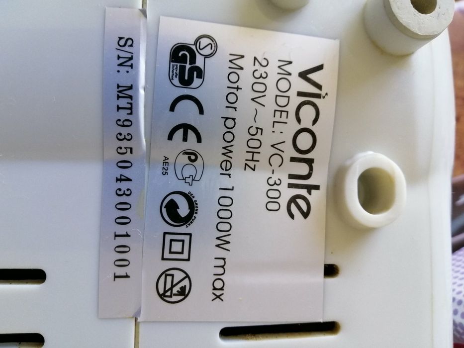 Электро мясорубка  viconte