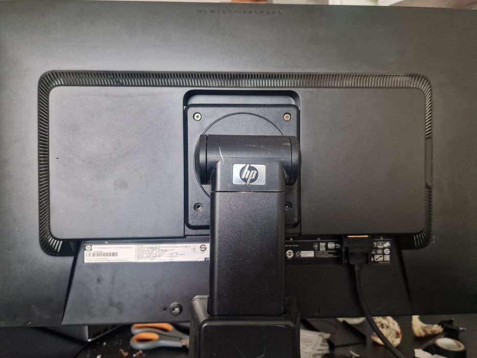 Монитор HP EliteDispley E27