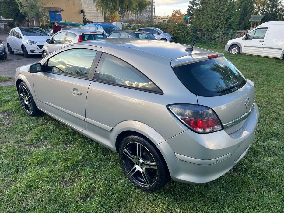 Opel Astra Opel Astra 1.6 144000KM LPG Czujniki Klima Książka Serwisowa