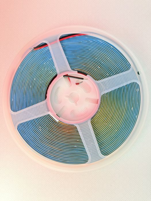 Качественная яркая светодиодная лента COB 12 вольт