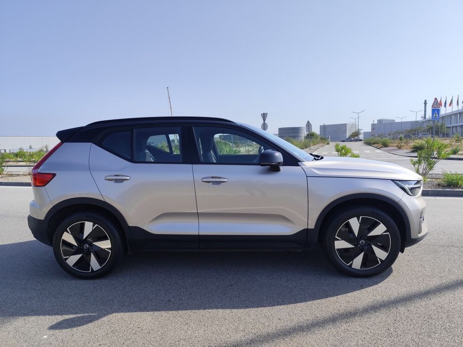 Volvo XC40 Recharge Extended Range 252cv 82kwh - IVA Dedutível
