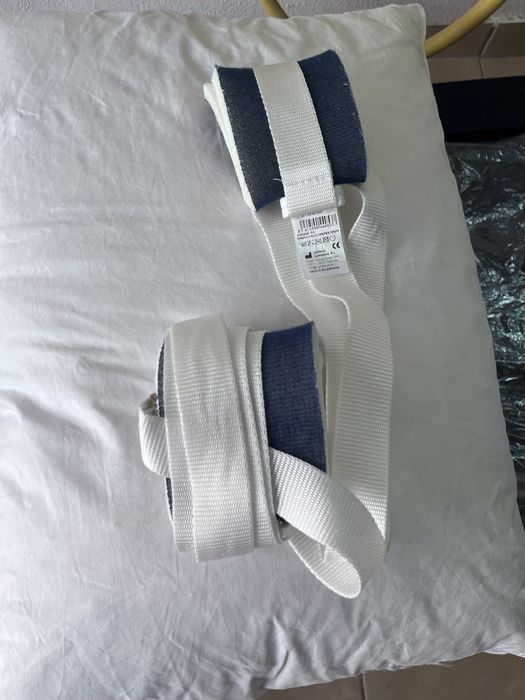 Almofadas de Posicionamento + Cinto de Segurança p/ Cama (Como Novos)