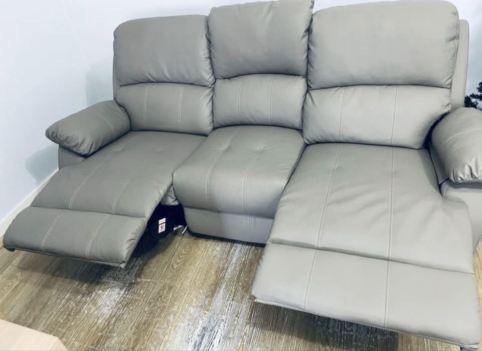 Sofa Retratil novo