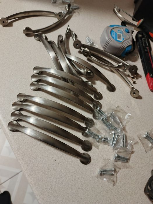 Uchwyt klamka pochwyt ucho do mebli szafek szuflad