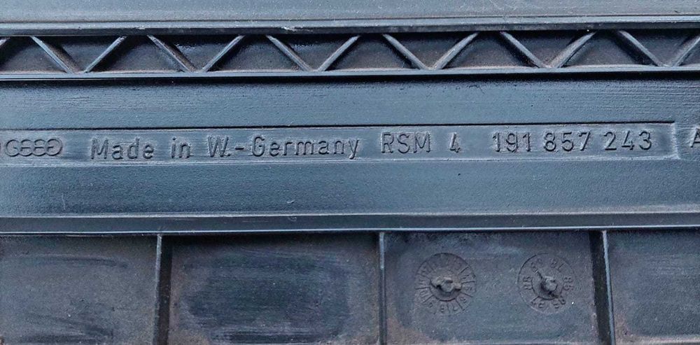 Ramka Licznika VW Golf 2 (83-92r.) Oryginalna