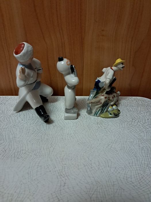 Фарфор прошлое столетие.