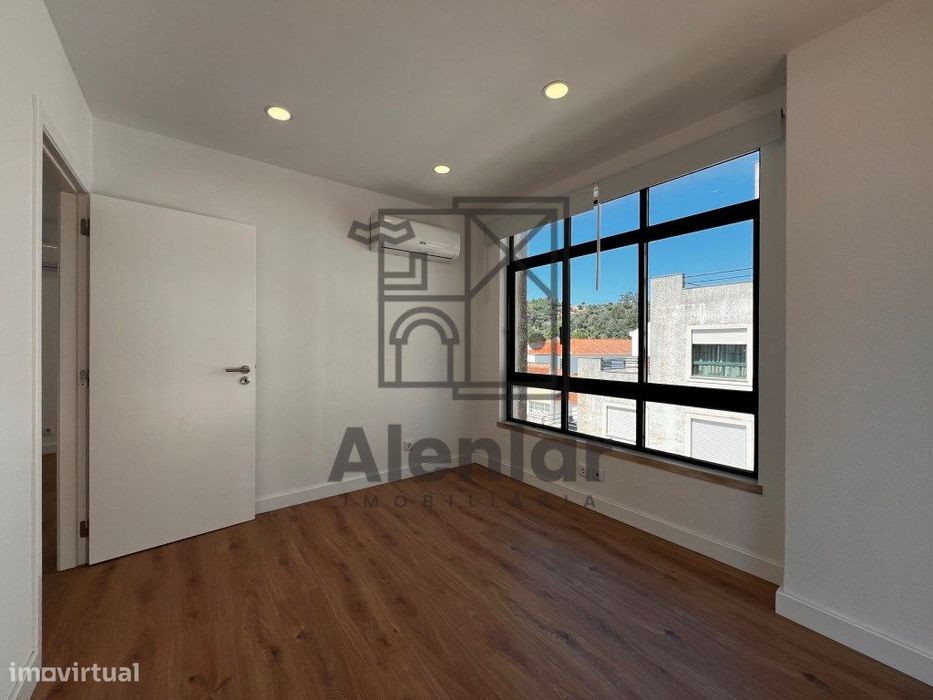 T2 com Terraço no centro de Alenquer