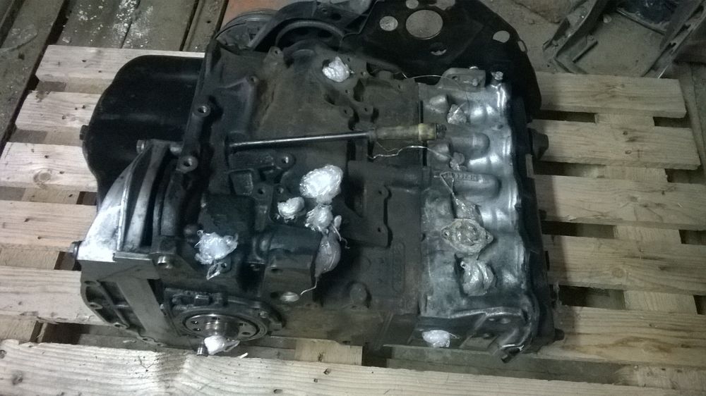 Audi 80 b4 1.9  tdi  cześci
