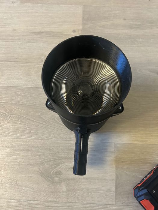 Прожектор Зенитно-Поисковой светодиодный до 2000 метров ручной