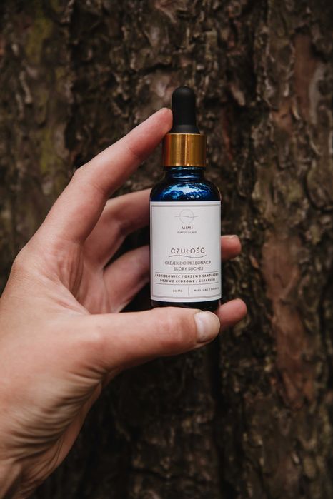 Olejek do twarzy CZUŁOŚĆ /cera sucha /olejki: kadzidłowiec+sandał+cedr