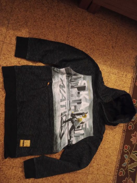 5 Sweatshirts Criança