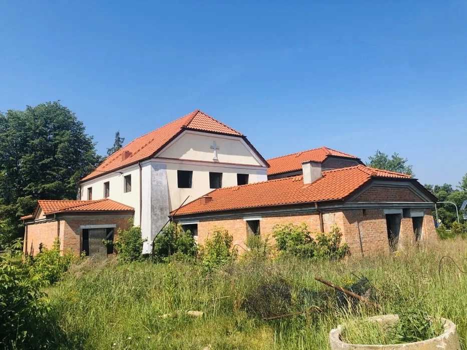 sprzedam budynek z działką