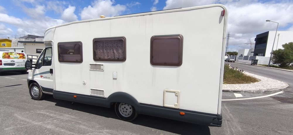 Autocaravana Fiat Ducato 2.8 JTD 6 lugares
