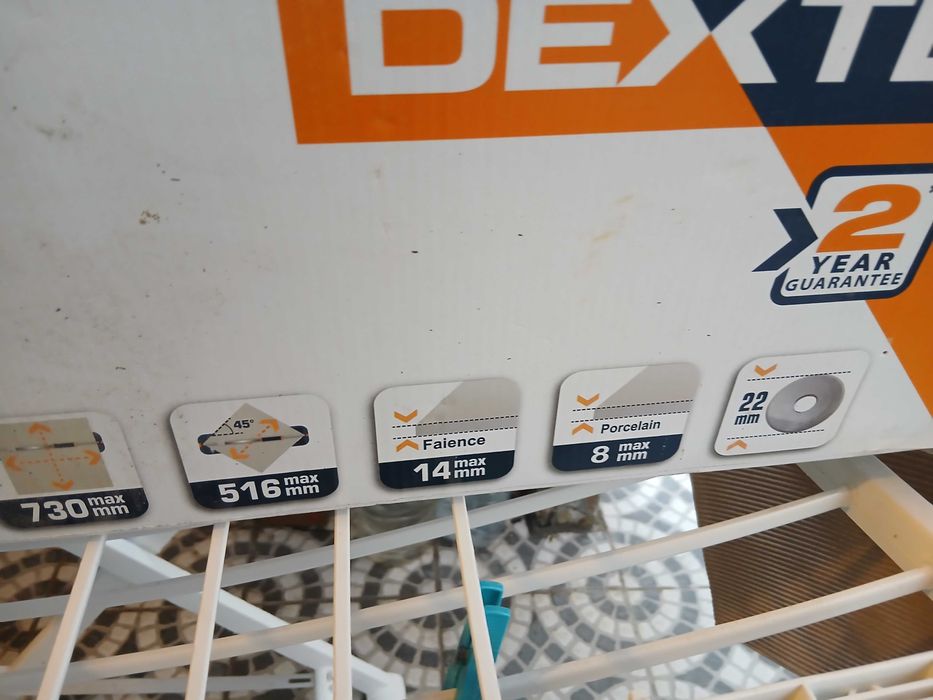Vendo maquina de corte de azulejos DEXTER